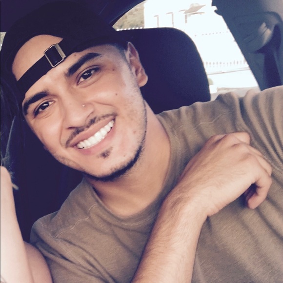 Meet your Posher, Oscar - Picture 2 of 2